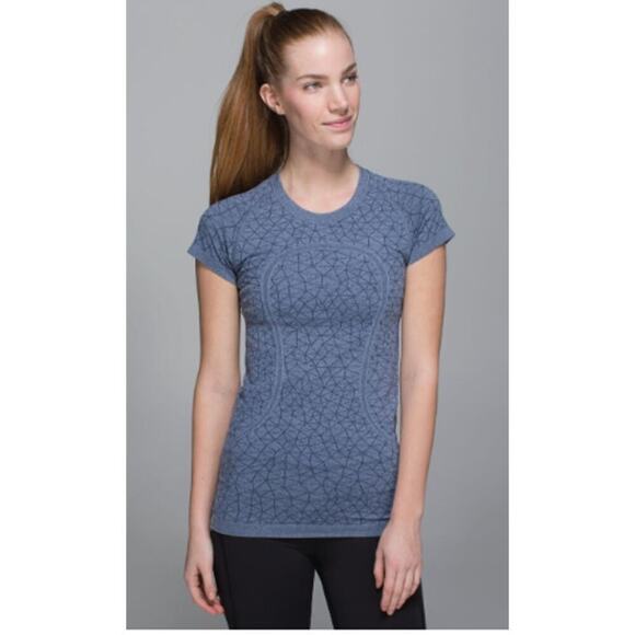 Lululemon Run:‎ Swiftly Tech Short Sleeve Crew Heathered deep navy sz 8 - Picture 1 of 4